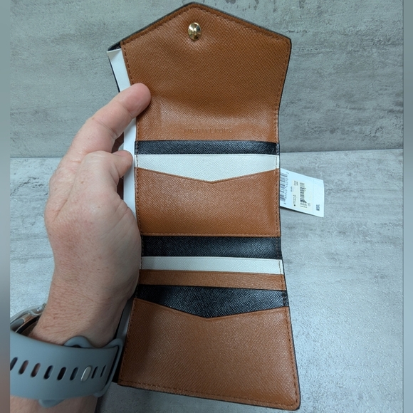 Michael Kors Saffiano Color Block Carryall Bifold Wallet Genuine Leather NWT - Picture 8 of 14